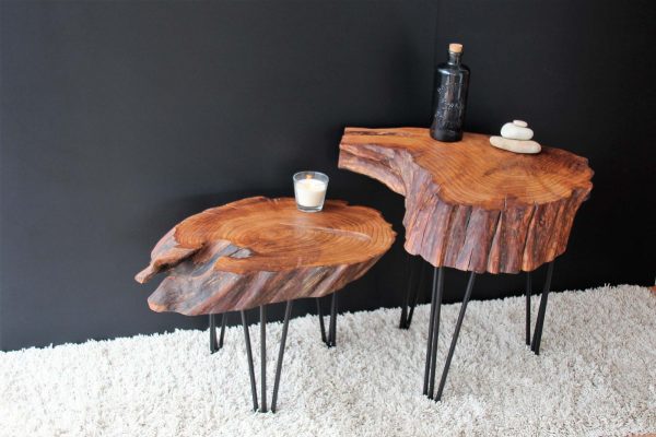 Mesa de madera de castaño